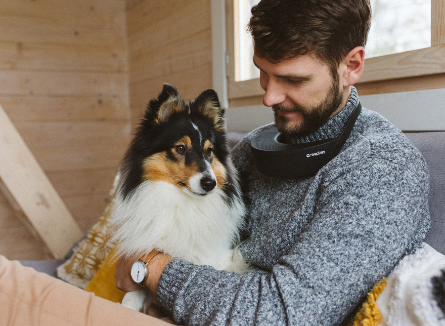 Respiray Wear A+ EffEctive, Drug-Free Allergy Relief Wearable Air Purifier